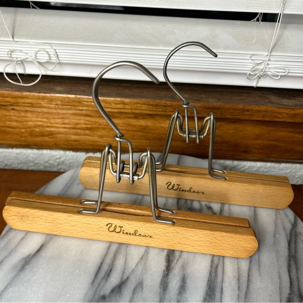 Vintage Windsor Brand Wooden Pants Skirt Metal Clamp Hangers Set Of 2
